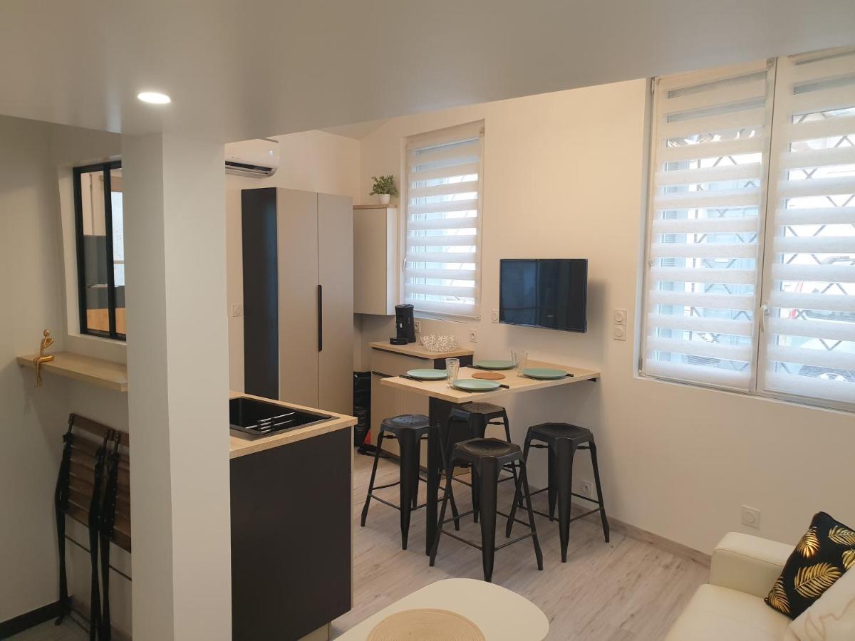 Mezza'Nimes Lägenhet Exteriör bild